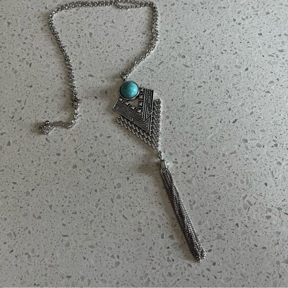 Turquoise Decor Geometric & Metal Tassel‎ Charm Necklace - Picture 11 of 13